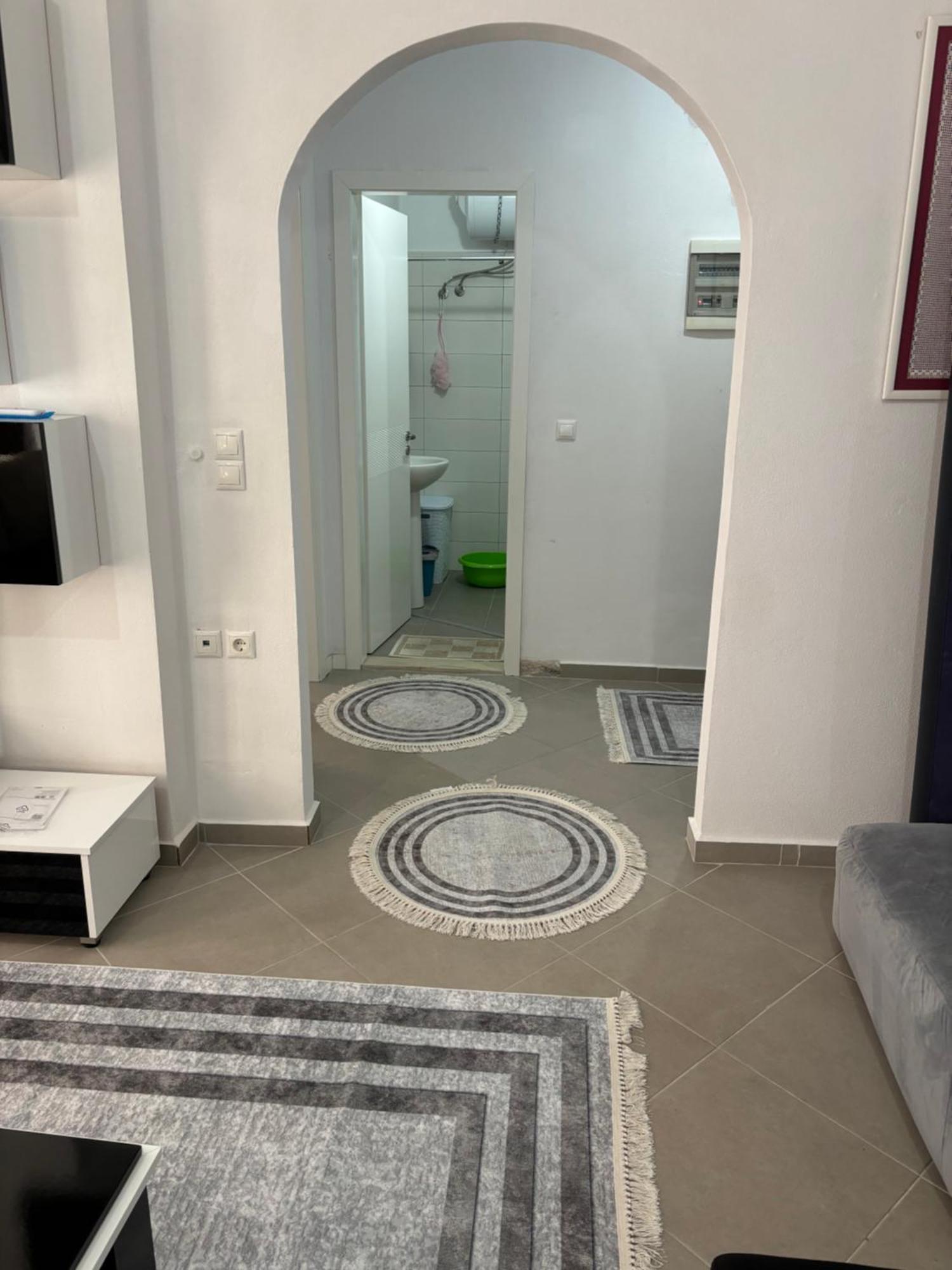 Apartament Ledi